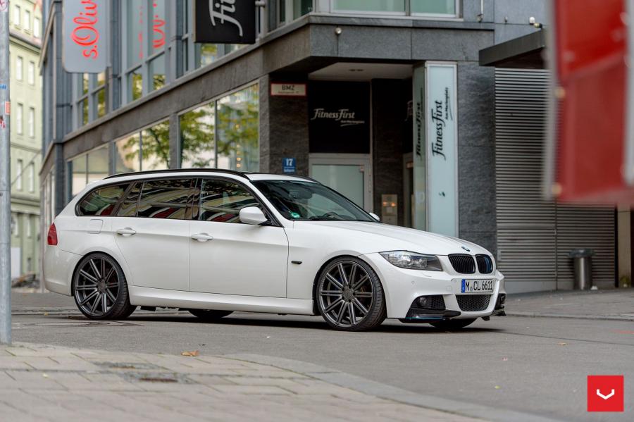  BMW 3-Series Touring on Vossen Wheels (CV4) 2016 года  (фото 3 из 26)